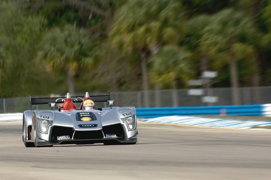  Audi R15 TDi ALMS 12hr of Sebring 2009 года  (фото 11 из 30)